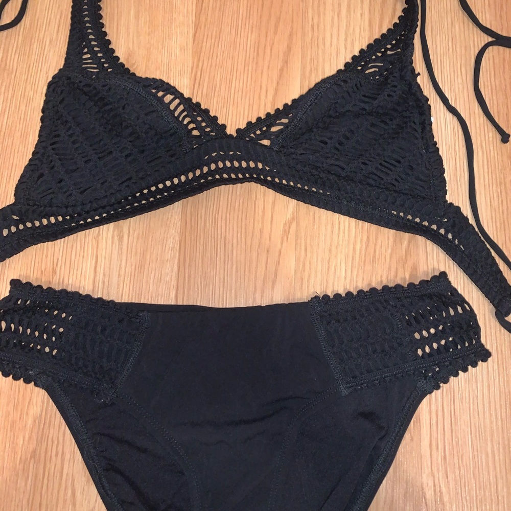 Robin Piccone bikini - Picture 2 of 5